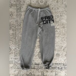 FREECITY Grey white paint splatter sweatpants xs